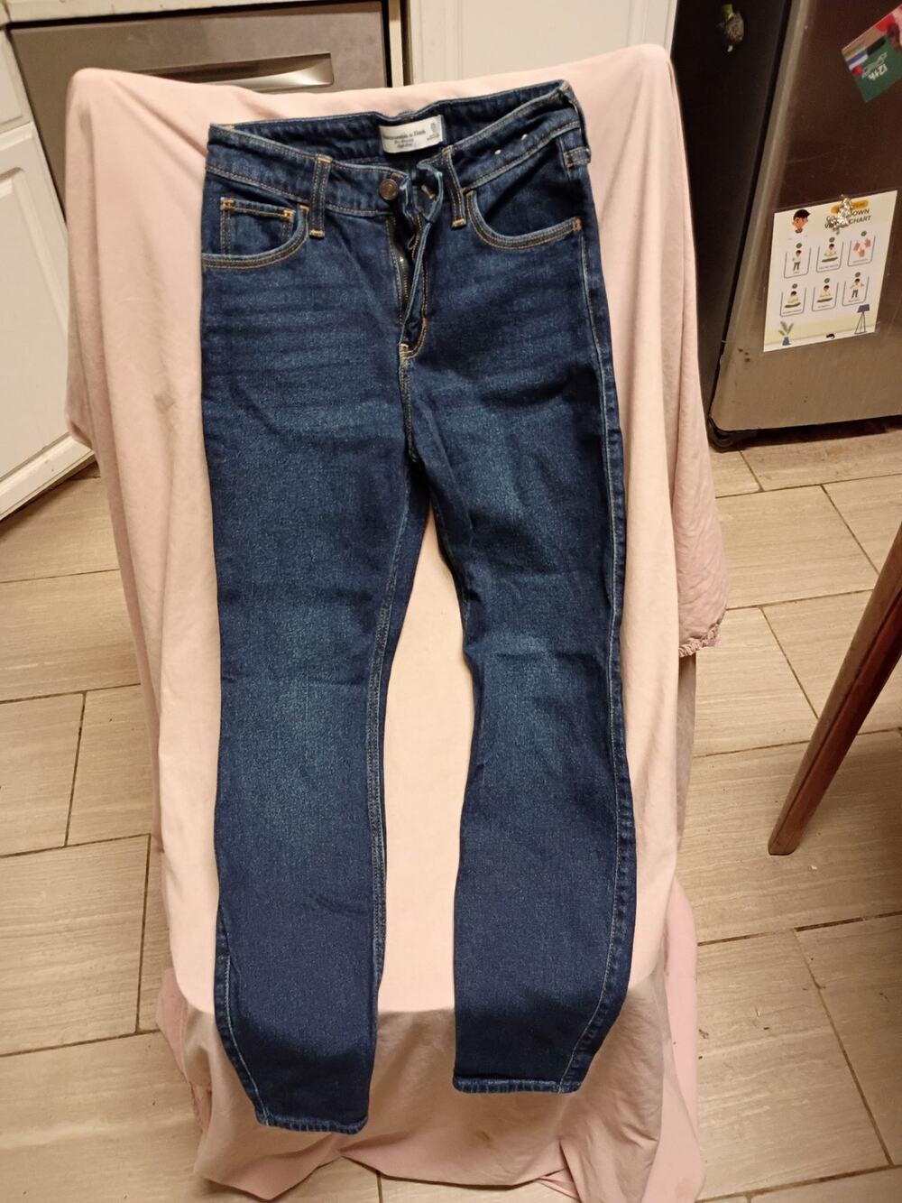 Abercrombie & Fitch High Rise Skinny Jean Size 25/0 R